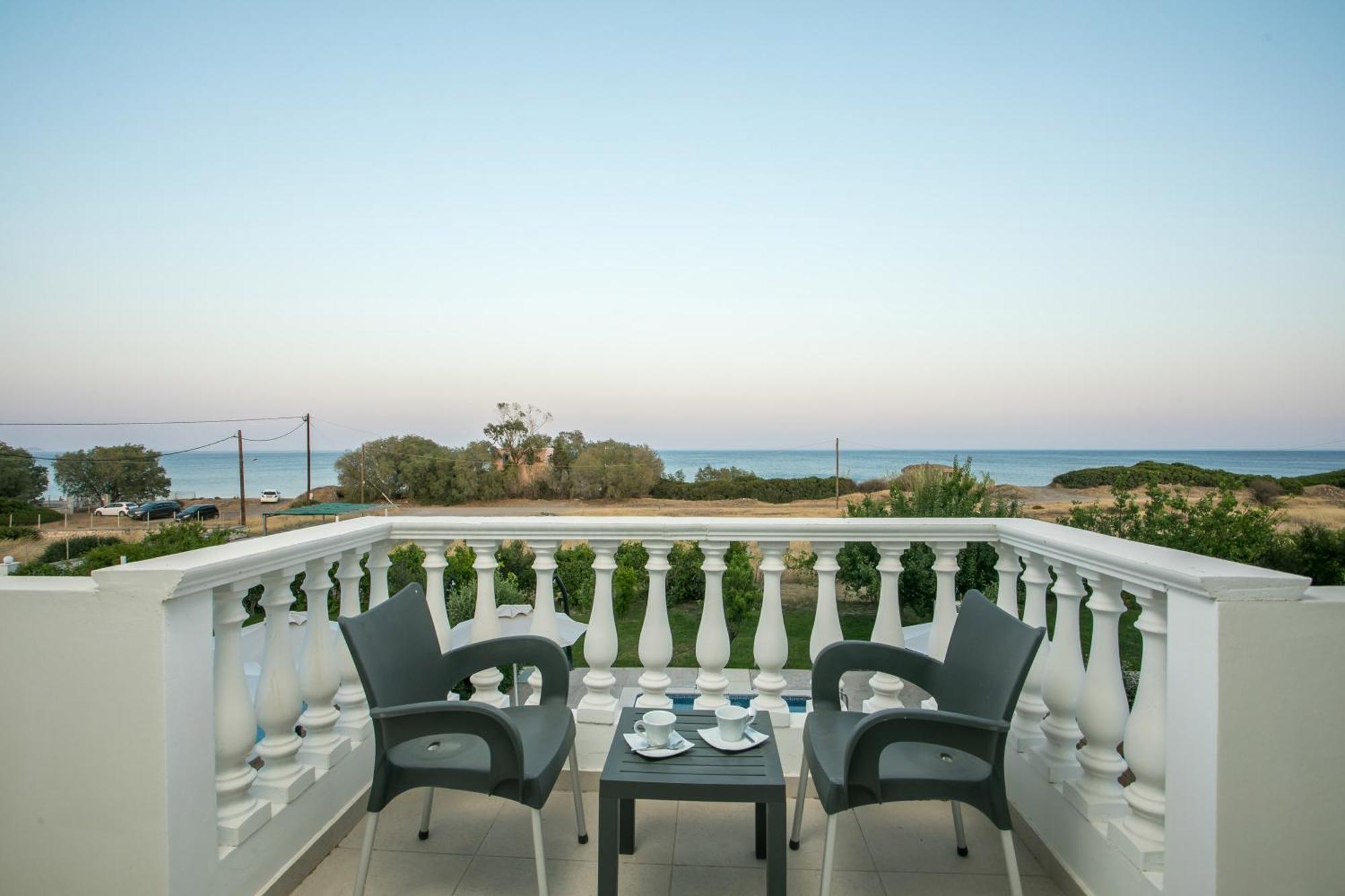 Rita Mare Seafront Villas Heated Pools Gennadi Exterior foto
